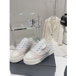 CHANEL cotton candy diamond pattern biscuit shoes