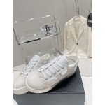 CHANEL cotton candy diamond pattern biscuit shoes