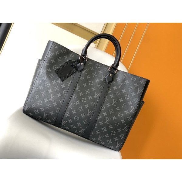 Louis Vuitton M46451 black flower as Sac Plat series
