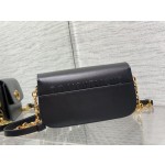 Dior's latest 30 Montaigne Avenue series 0322