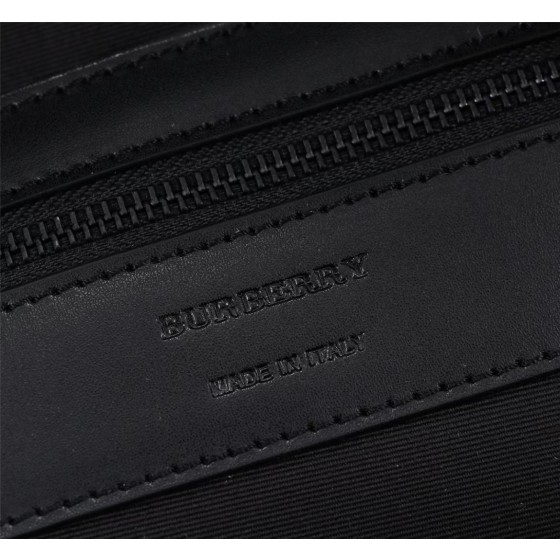 Burberry Men's Backpack 3987