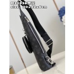 Louis Vuitton-Shoulder Bag Stitching Monogram Canvas and Taiga Calfskin