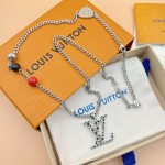 LOUIS VUITTON polka dot necklace with pumpkin element embellishments and adjustable chain