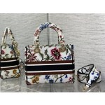 Dior's Five Grid Unique Flower Embroidery 6605