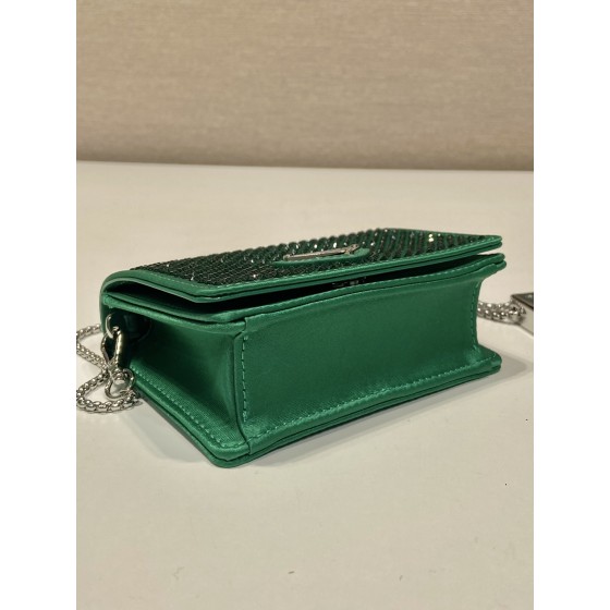 Prada Crystal Bag 🎉 1MR024
