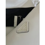 Prada triangle bag 🎉 2VH155 Plain