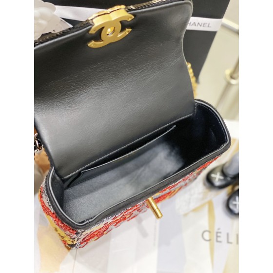 CHANEL Classic Wandering Bead Bag