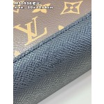 Louis Vuitton-Shoulder Bag Stitching Monogram Canvas and Taiga Calfskin