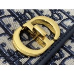 Dior's latest 30 Montaigne Avenue series 0322