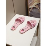 Louis Vuitton New Flat Low Slotted Trailer