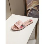 Louis Vuitton New Flat Low Slotted Trailer