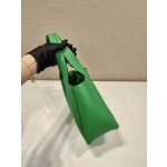 Prada vegetable basket 🎉🎉 ✨New Bucket Bag✨1BG335