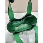 Prada vegetable basket 🎉🎉 ✨New Bucket Bag✨1BG335