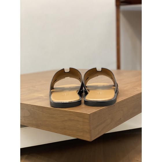 Hermes wear-resistant and anti slip rubber outsole slippers