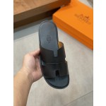 Hermes wear-resistant and anti slip rubber outsole slippers