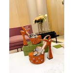 Gucci runway show water platform popular sandals