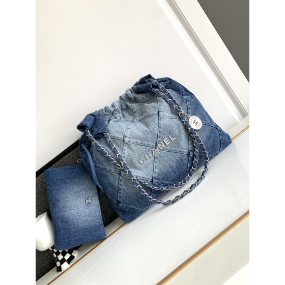 CHANEL's latest denim 22 bag shopping bag 3261