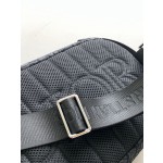 Dior- chest bag: 397# black D