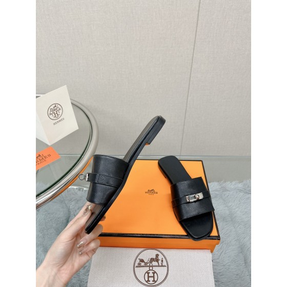 Hermes Kelly buckle up slippers