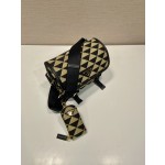 Prada embroidered fabric messenger bag 🎉 2VD034