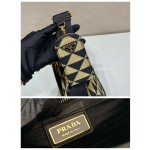 Prada embroidered fabric messenger bag 🎉 2VD034