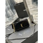SAINT LAURENT black patent leather with gold buckle model: 635095