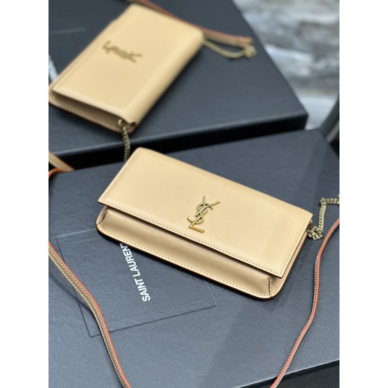 SAINT LAURENT Apricot Plain Pattern Gold Buckle Model: 635095