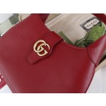 GUCCI shoulder backpack model ✨ model ✨ seven hundred and twenty-six thousand two hundred and seventy-four