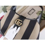 GUCCI shoulder backpack model ✨ model ✨ seven hundred and twenty-six thousand two hundred and seventy-four