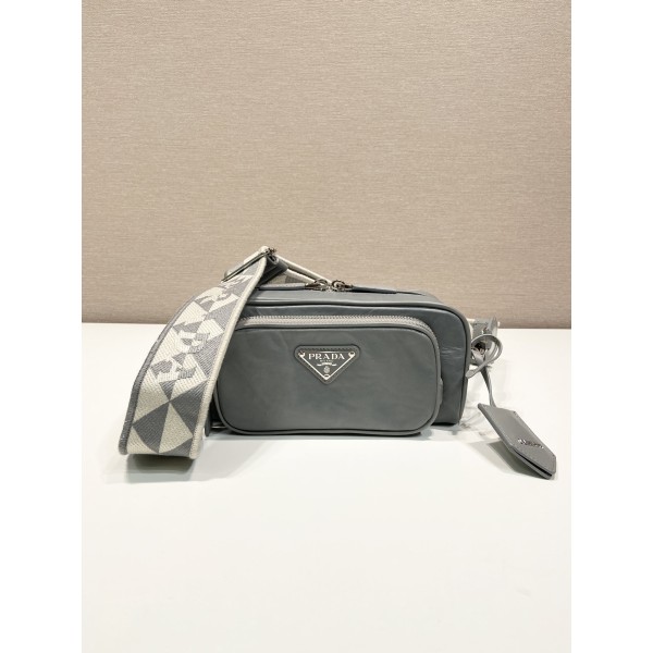 Prada Boston 🎉 1BH198 runway style