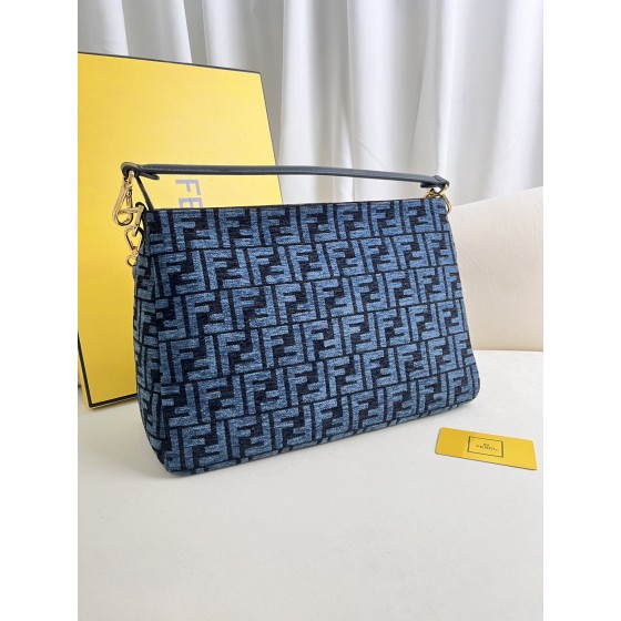 FENDI Chenille shoulder bag model number: 014