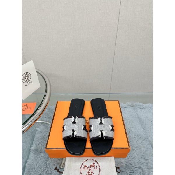 Hermes Classic Slippers