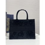 DIOR Tote latest spring and summer