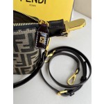 FENDI Super Hot Lunch Box Middle Ancient Bag Model Number: 016