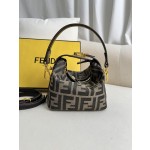 FENDI Super Hot Lunch Box Middle Ancient Bag Model Number: 016