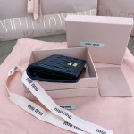 MIU MIU 5MV204: Pocket Wallet