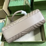 GUCCI Marmont series small handbag model: 746319