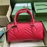GUCCI Marmont series small handbag model: 746319