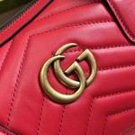 GUCCI Marmont series small handbag model: 746319