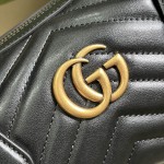 GUCCI Marmont series small handbag model: 746319