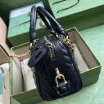GUCCI Marmont series small handbag model: 746319