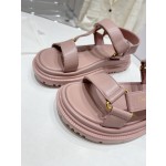 Dior's latest hot sandals