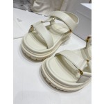 Dior's latest hot sandals