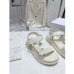 Dior's latest hot sandals