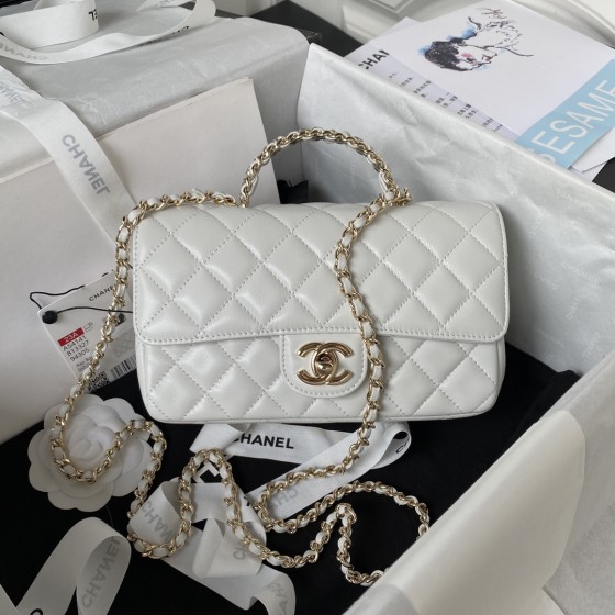 CHANEL 23A Diamond Handle CF S4141