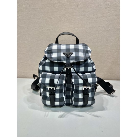 Prada Plaid Backpack 🎉 1BZ677