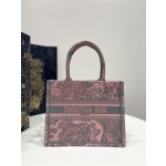 DIOR Tote tiger embroidery latest color matching