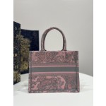 DIOR Tote tiger embroidery latest color matching