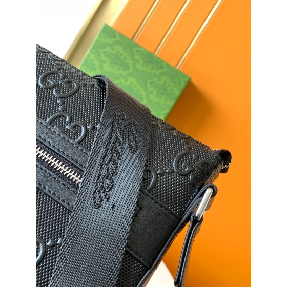 Gucci-Slanting Bag Model: New 6051-4