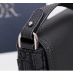 Dior saddle handbag with shoulder straps for men's clothing collection